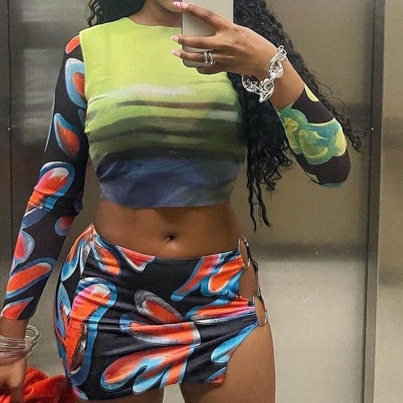 Lava Skirt Set - Picture 2 of 3